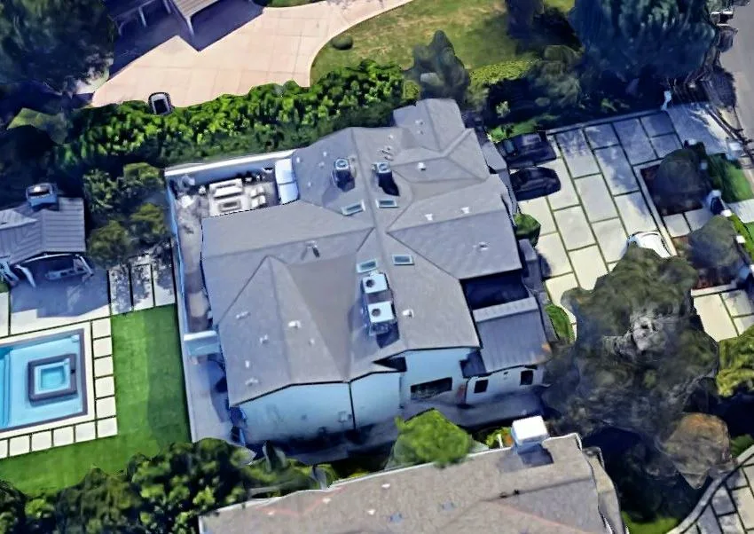 James Charles House: The Encino Mansion - Urban Splatter