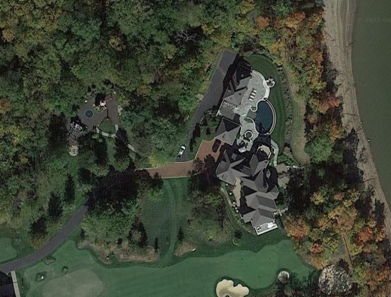 Jason Day House: The Ohio Pad - Urban Splatter