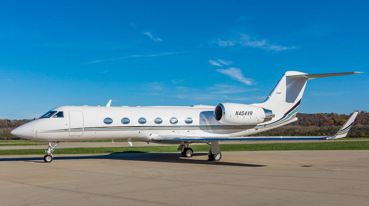 Alex Rodriguez Private Jet: The Gulfstream - Urban Splatter