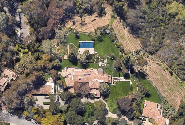 Steven Spielberg House: Pacific Palisades Estate - Urban Splatter