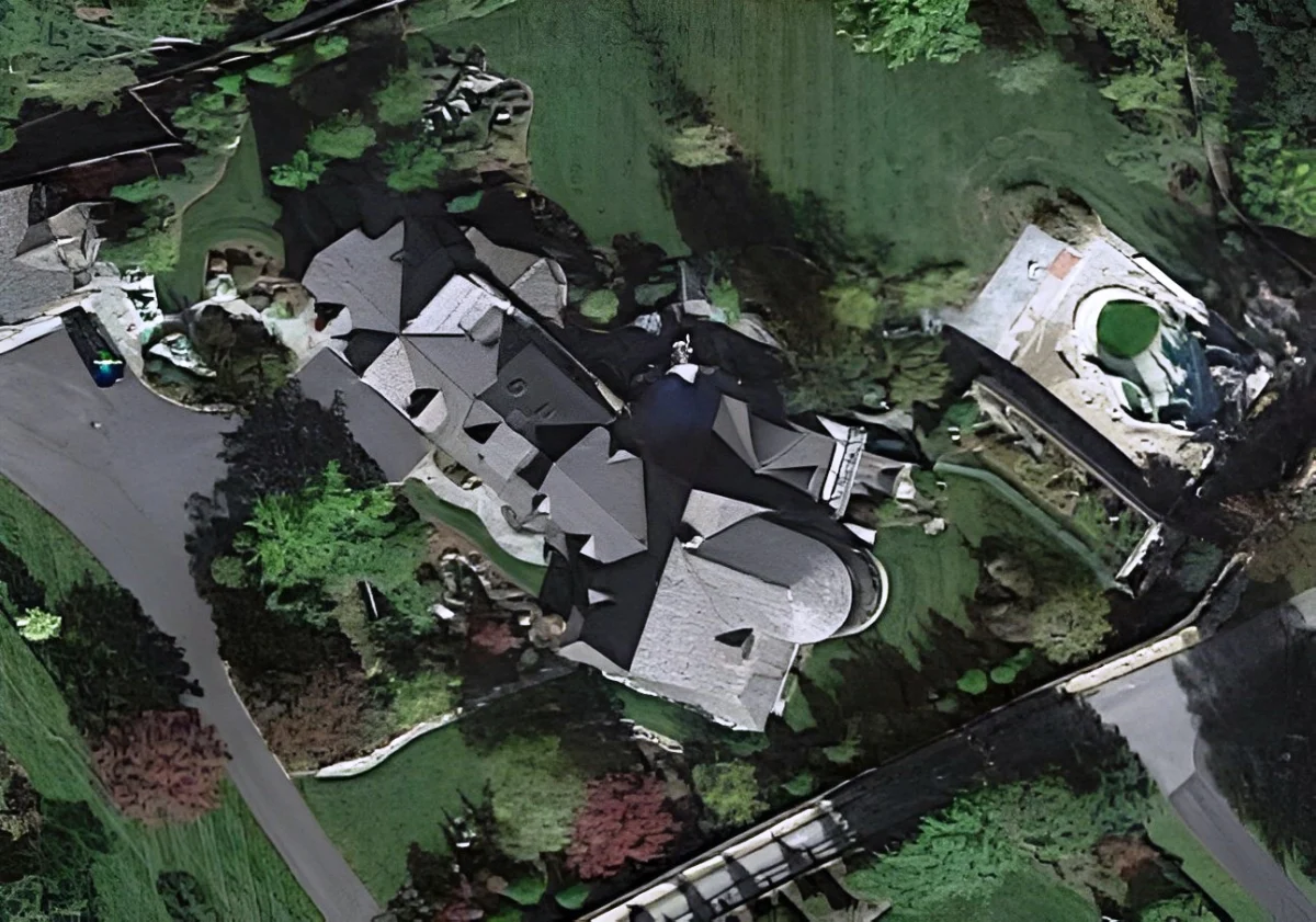 Steven Tyler's House in Marshfield, MA (Google Maps)