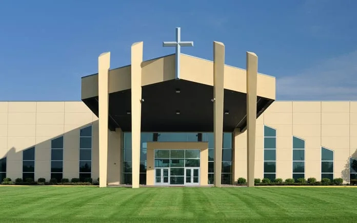 How Modern Architecture Enhances Your Live Church Service Experience ...